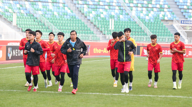 U20 Việt Nam chuẩn bị kỹ thể lực cho trận đấu quyết định với U20 Iran ảnh 2