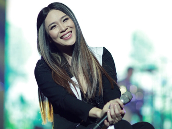 Mỹ Tâm tiếp tục “nới giới hạn” trong liveconcert “Hãy về với nhau” ảnh 1