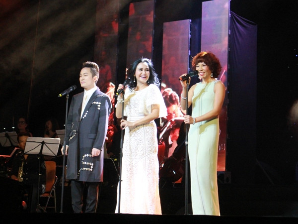 “Trái tim không ngủ yên” - Đêm nhạc Thanh Tùng ấm áp tình nghệ sỹ ảnh 1