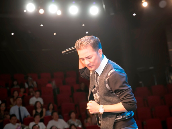 Đàm Vĩnh Hưng bỏ 12 tỷ đồng làm “Diamond show” ở Hà Nội? ảnh 3