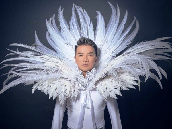 Đàm Vĩnh Hưng bỏ 12 tỷ đồng làm “Diamond show” ở Hà Nội? ảnh 2