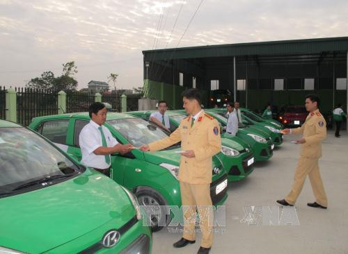 Xử phạt xe không giấy tờ gốc: Chủ xe và ngân hàng như "ngồi trên lửa" ảnh 1