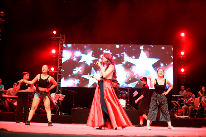 [Photo] Nóng màn "đọ giọng" của Mỹ Tâm và Tấn Minh trước giờ G ảnh 8