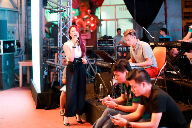 [Photo] Nóng màn "đọ giọng" của Mỹ Tâm và Tấn Minh trước giờ G ảnh 6