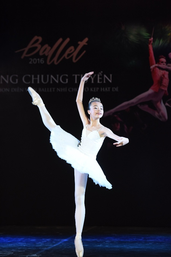 Đã tìm ra 30 diễn viên ballet Việt nhí cho vở diễn “Kẹp hạt dẻ” ảnh 2