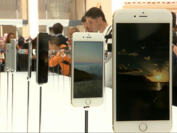 Vì sao giá cổ phiếu của ông lớn làng công nghệ Apple sụt giảm? ảnh 1