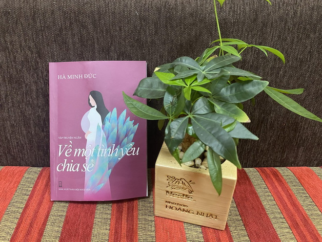 Đọc tập truyện "Về một tình yêu chia sẻ" của Hà Minh Đức ảnh 2