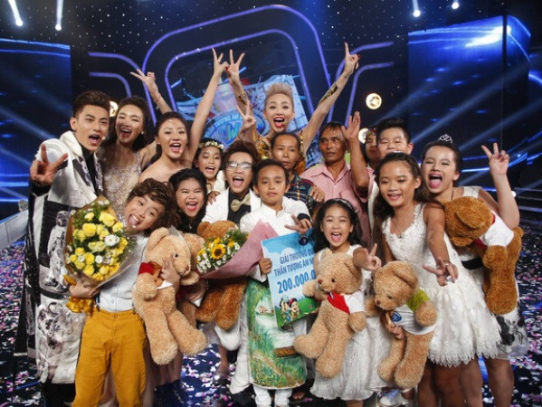 Hành trình cậu bé hát đám cưới trở thành Thần tượng âm nhạc Nhí 2016 ảnh 1