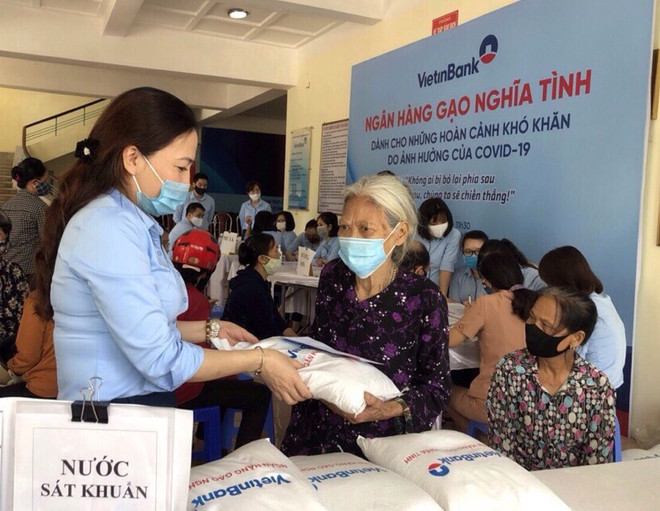 VietinBank dành gần 100 tỷ đồng hỗ trợ phòng, chống dịch COVID-19 ảnh 2