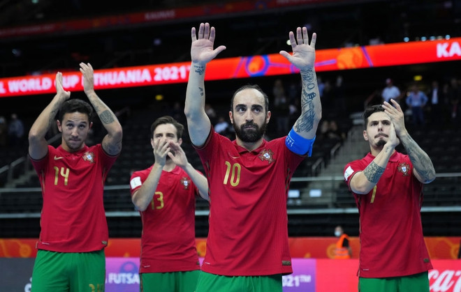 Những đội mạnh đều vượt qua vòng 1/8, góp mặt tại vòng tứ kết của FIFA Futsal World Cup 2021. (Ảnh: Getty Images) Lịch thi đấu tứ kết Futsal World Cup 2021: Châu Á chỉ có 1 đại diện ảnh 1