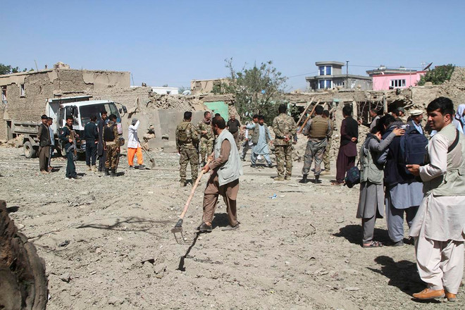 Hiện trường vụ tấn công. (Nguồn: WORLD News Group) Taliban tấn công trạm an ninh của Afghanistan, 13 cảnh sát thiệt mạng ảnh 1
