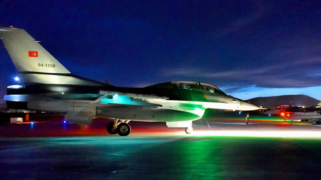 Thổ Nhĩ Kỳ không kích Syria, đánh các căn cứ của lực lượng người Kurd ảnh 1