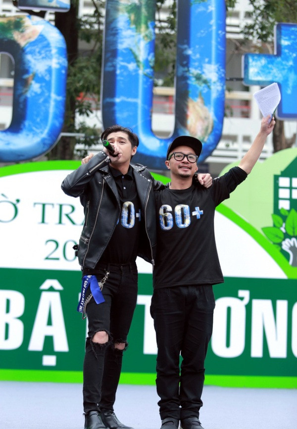 Noo Phước Thịnh nhảy flashmob khởi động “Giờ trái đất 2017" ảnh 6