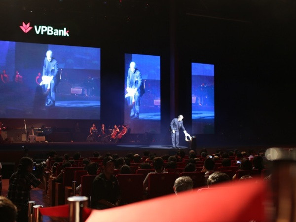 Dư âm đầy mê đắm đêm nhạc của danh cầm Richard Clayderman ảnh 2