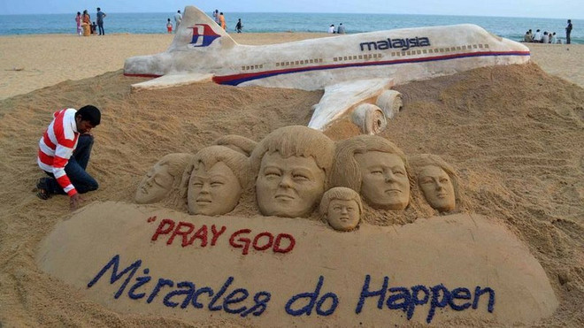 Thời gian tìm kiếm sắp hết, và những hy vọng cho MH370 đang ngày càng ít đi. (Nguồn: TRT World) Giải mã bí mật cuối cùng của máy bay mất tích MH370 ảnh 2