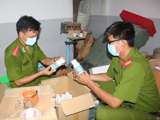 Tổ chức điều tra, truy quét hoạt động nhập lậu thuốc bảo vệ thực vật ảnh 1