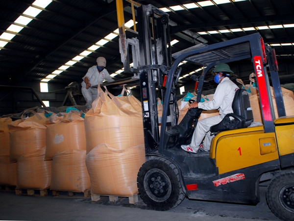 Chỉ số PMI tháng 11 thấp do nhu cầu nước ngoài giảm ảnh 1