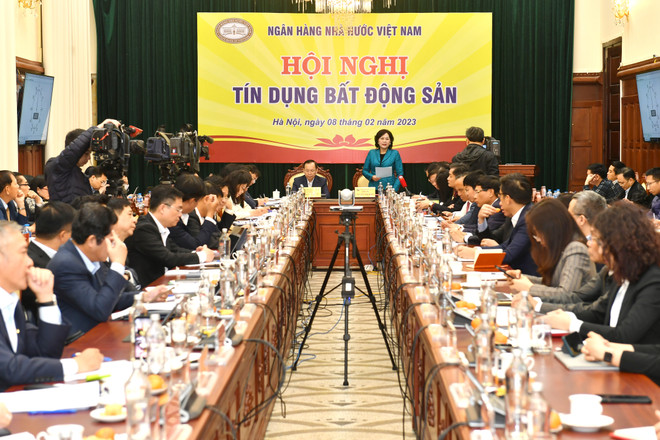 Ngân hàng Nhà nước: Kiểm soát cho vay bất động sản, ưu tiên nhà giá rẻ ảnh 1