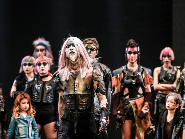 Mãn nhãn không gian sân khấu lớn kỷ lục của Davines Hair Show 2017 ảnh 11