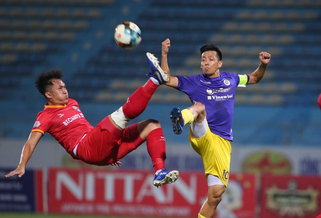 Thêm huấn luyện viên phàn nàn trọng tài V-League khi đối đầu Hà Nội FC ảnh 1