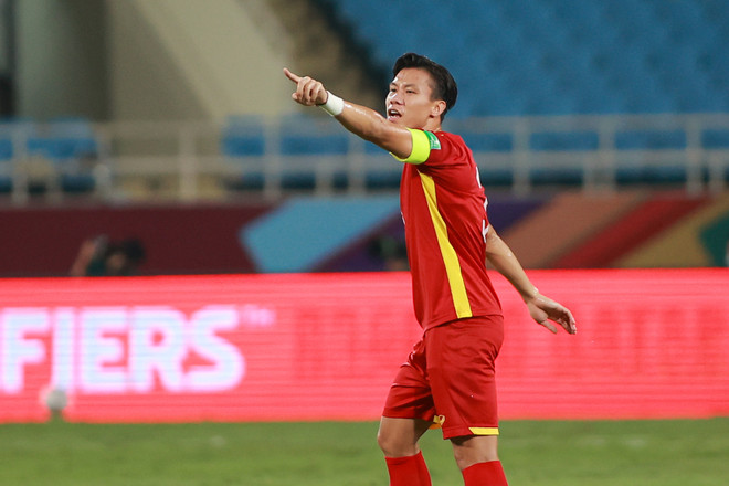 HLV Park Hang-seo nói gì sau khi thay thế đội trưởng Quế Ngọc Hải? ảnh 1