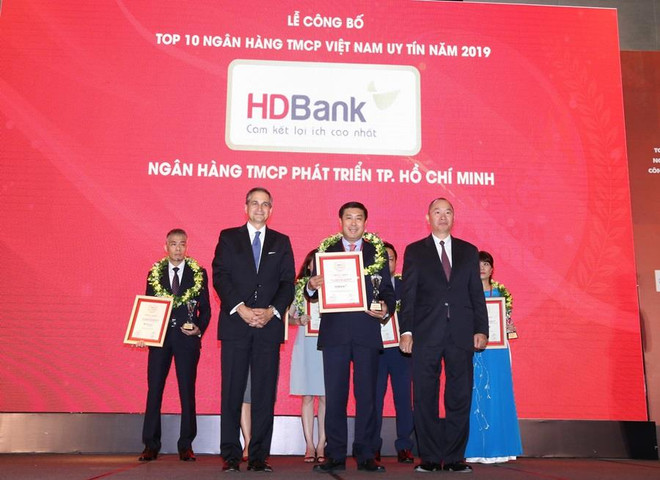 HDBank lọt tốp 6 ngân hàng thương mại tư nhân uy tín nhất năm 2019 ảnh 1