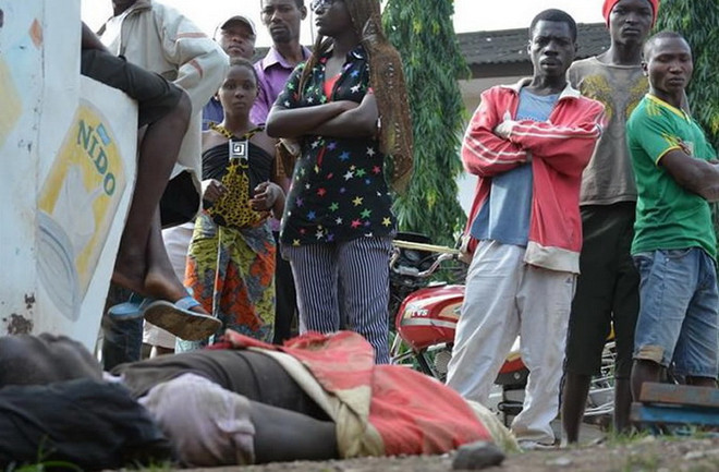 Bạo lực đẫm máu trước thềm cuộc trưng cầu ý dân tại Burundi ảnh 1