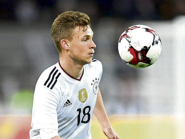 Joachim Löw toan tính gì cho trận vòng loại World Cup 2018 đêm nay? ảnh 5