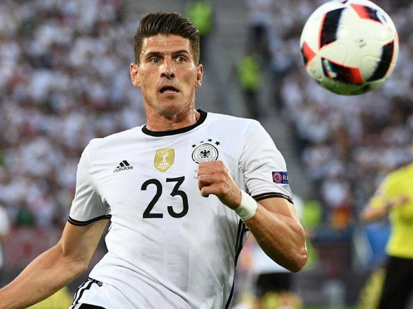 Joachim Löw toan tính gì cho trận vòng loại World Cup 2018 đêm nay? ảnh 2