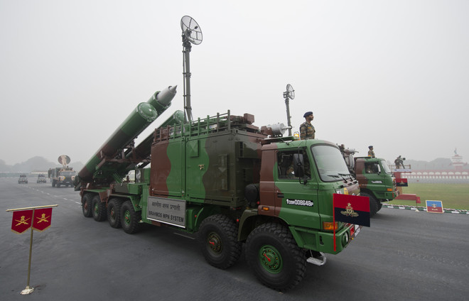 Ấn Độ thử thành công tên lửa hành trình siêu thanh BrahMos ảnh 1