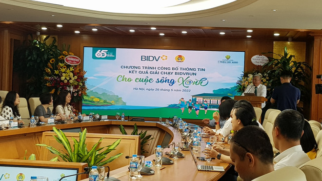 Giải chạy BIDVRUN đã góp 8,2 tỷ đồng xây nhà cộng đồng và xây xanh ảnh 1