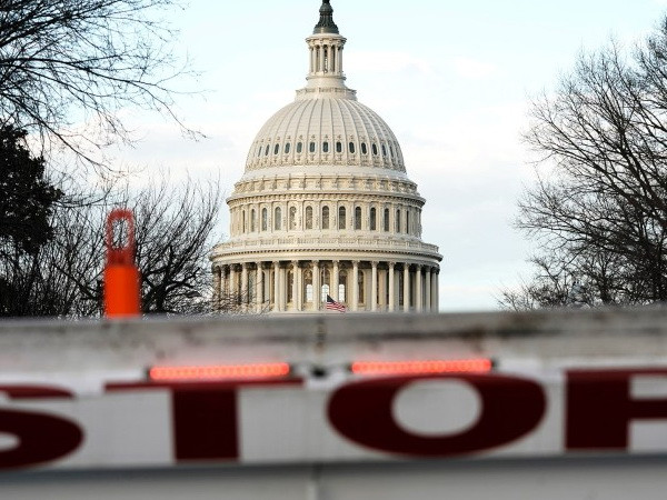 Mỹ: Phe Dân chủ tìm cách nối lại hoạt động của chính phủ ảnh 1