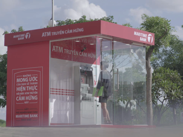 Maritime Bank gây bất ngờ cho khách hàng với “Cây ATM biết nói” ảnh 1