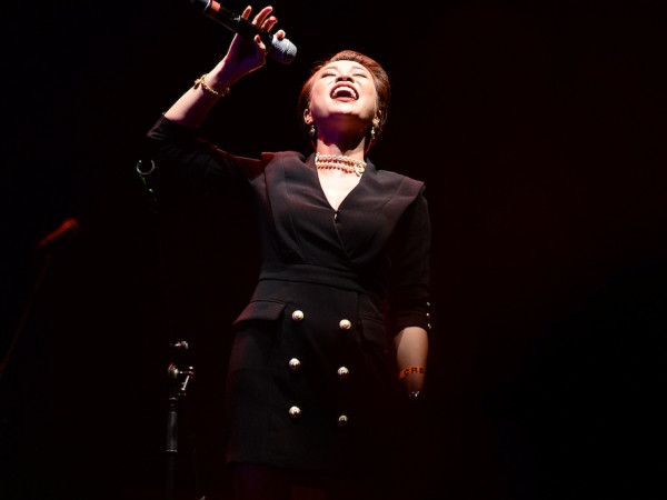 Monsoon 2015 gây ấn tượng đêm đầu bằng sân khấu, âm thanh, ánh sáng ảnh 3