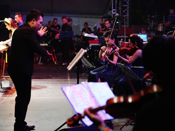 Monsoon 2015 gây ấn tượng đêm đầu bằng sân khấu, âm thanh, ánh sáng ảnh 5