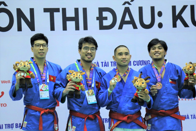 SEA Games 31: Thể thao Việt Nam 'bội thu' HCV trong ngày thi đấu 10/5 ảnh 2