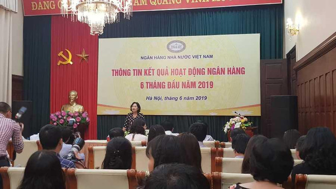 Tăng cường kiểm soát tín dụng vào lĩnh vực nóng, rủi ro ảnh 1