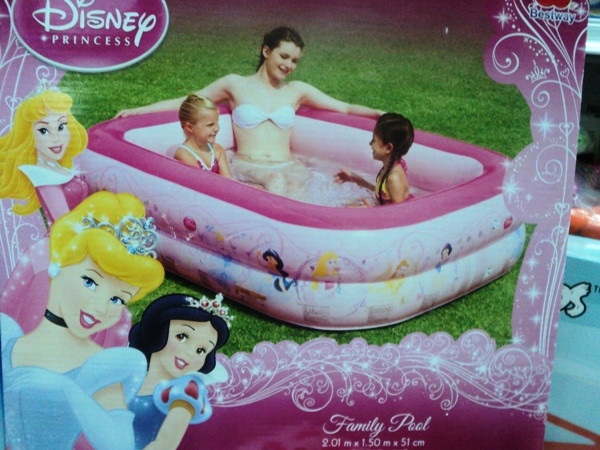 Bể bơi phao mini “lên ngôi” trong những ngày Hè nắng nóng ảnh 3