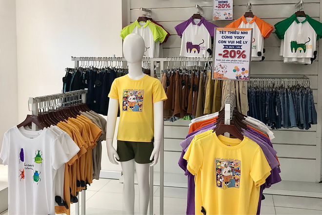 Thời trang trẻ em ngập tràn ưu đãi phục vụ 'thượng đế nhí' ảnh 1