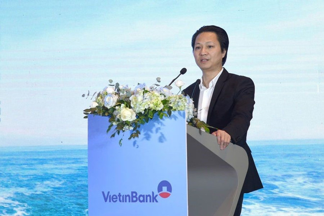 Ông Đỗ Thanh Sơn - Phó Tổng Giám đốc Phụ trách Ban Điều hành VietinBank khẳng định cam kết “Khách hàng là trung tâm”. (Ảnh: Vietnam+) 1.jpg