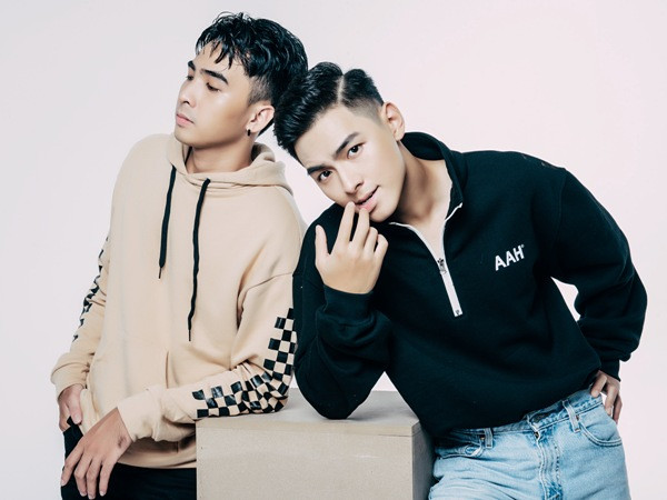 Hai 'mỹ nam' nhóm N.O.B.B tung MV đầu tay “Anh trai quốc dân” ảnh 1