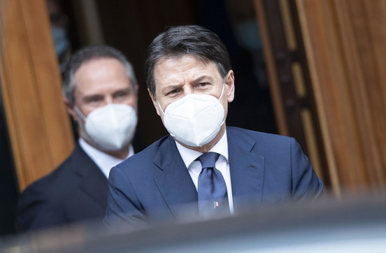 COVID-19: Italy thông qua sắc lệnh mở cửa trở lại từ ngày 18/5 ảnh 1