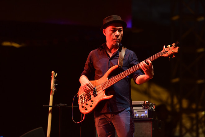 [Photo] Mỹ Linh tung tẩy "tua lại" kỷ niệm trên sân khấu Monsoon ảnh 10