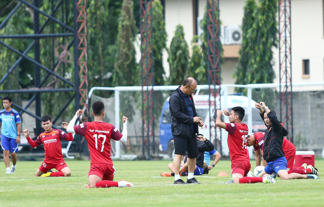 'Tuyển Việt Nam có cách kèm chặt Chanathip, hóa giải Thái Lan' ảnh 1