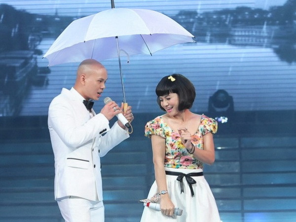 Ca sỹ Phan Đinh Tùng là nhân vật của liveshow Dấu ấn tháng Mười ảnh 2