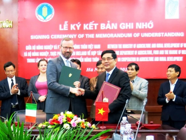 Việt Nam-Ireland ký biên bản hợp tác phát triển nông nghiệp ảnh 2
