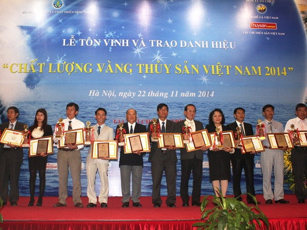 Tôn vinh 101 tập thể, cá nhân đạt danh hiệu “chất lượng vàng thủy sản" ảnh 2
