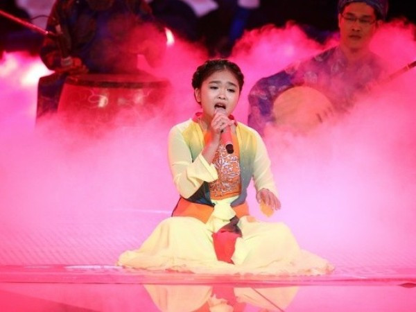 "Cô bé Đu Đủ" Nguyễn Thiện Nhân đăng quang Giọng hát Việt nhí ảnh 5