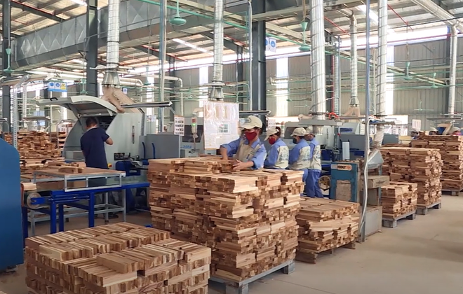 Phó Thống đốc: Sẽ có thêm đợt giảm lãi suất và giãn hoãn nợ cho DN ảnh 1