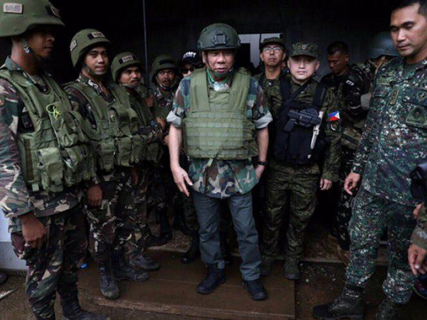 Chính phủ Philippines cam kết xử lý các phần tử khủng bố ảnh 1